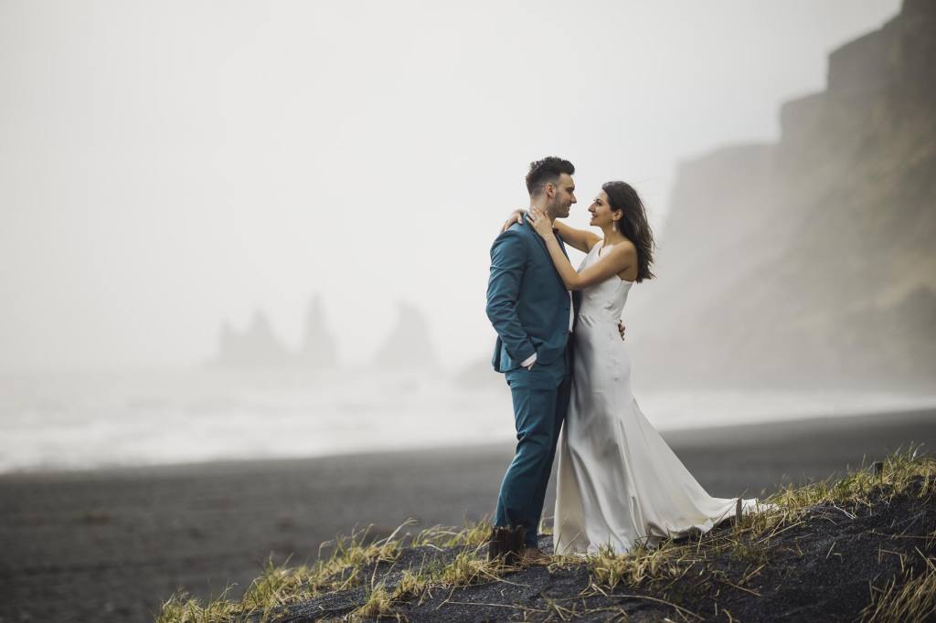 iceland elopement photographer 10